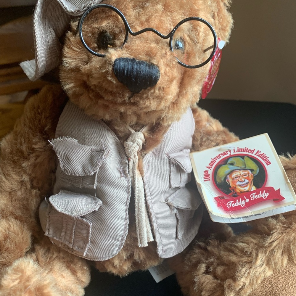 DanDee Collectible Teddy Bear